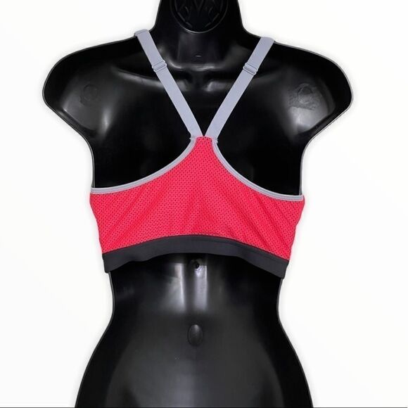 Victoria’s Secret racerback bra in size 34DD - Picture 5 of 11